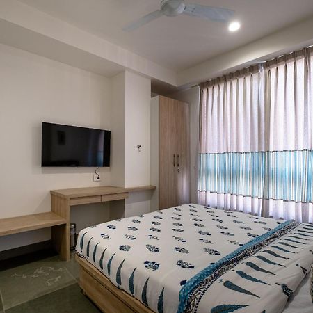 C'Est La Vie Boutique Apartments By Le Pension Stays ชัยปุระ ภายนอก รูปภาพ